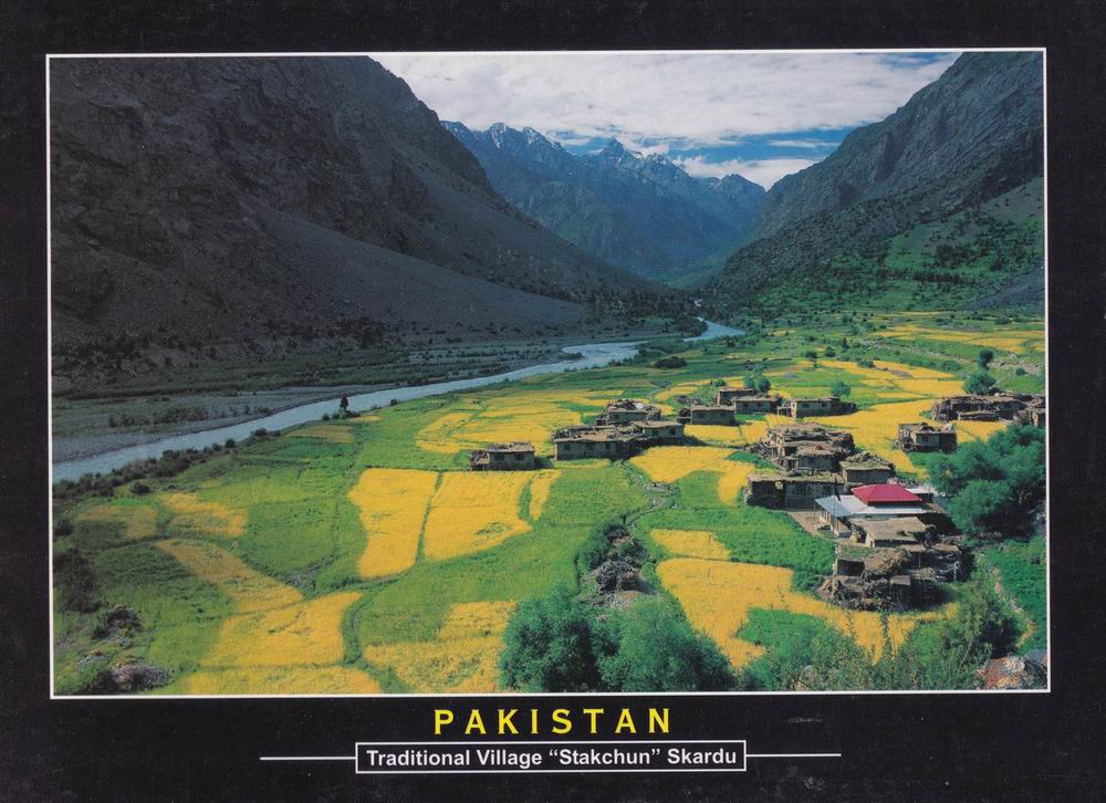 (image for) Pakistan Beautiful Postcard Satpara Lake